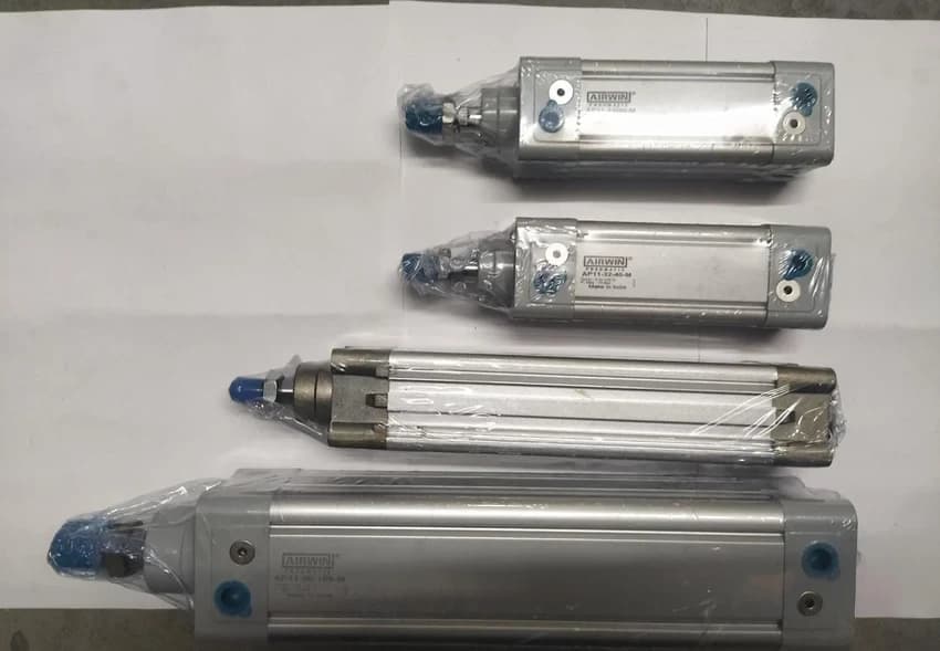 Double Acting Pneumatic Magnetic Cylinders, 150 mm, 32 mm