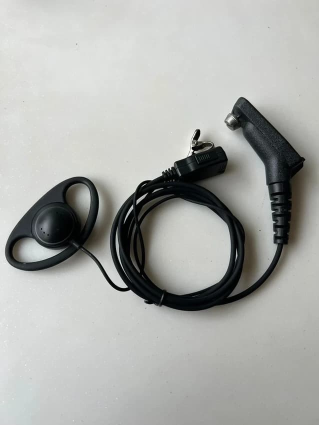 D Type Hand Free Motorola XIRP8668
