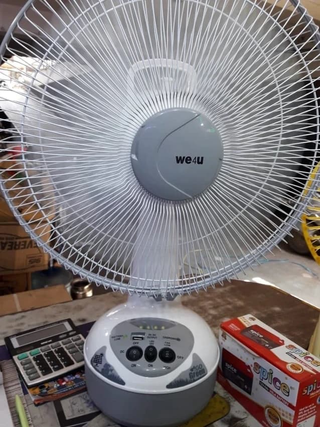 Electricity 12V DC Rechargeable Table Fan, 1200 Rpm