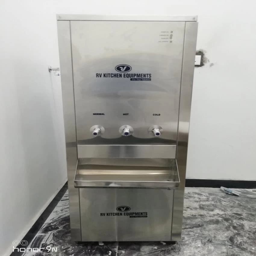 Ss Commercial Water Cooler, Storage Capacity: 70 L