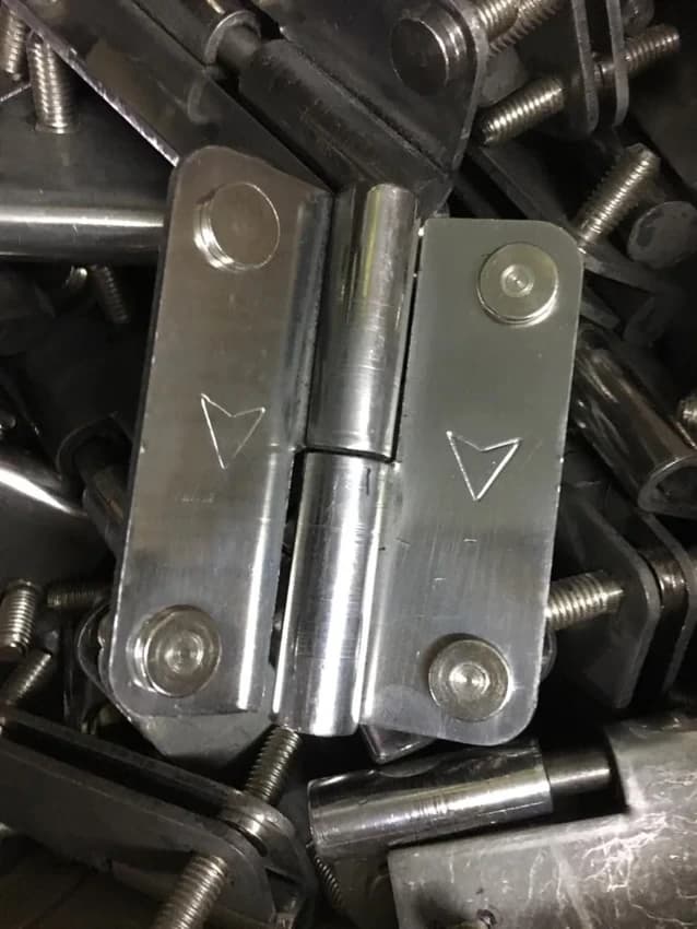 Steel Good Canopy Hinges Lh/Rh, Packaging Size: 10 - 20 Pieces, Size: 80/60