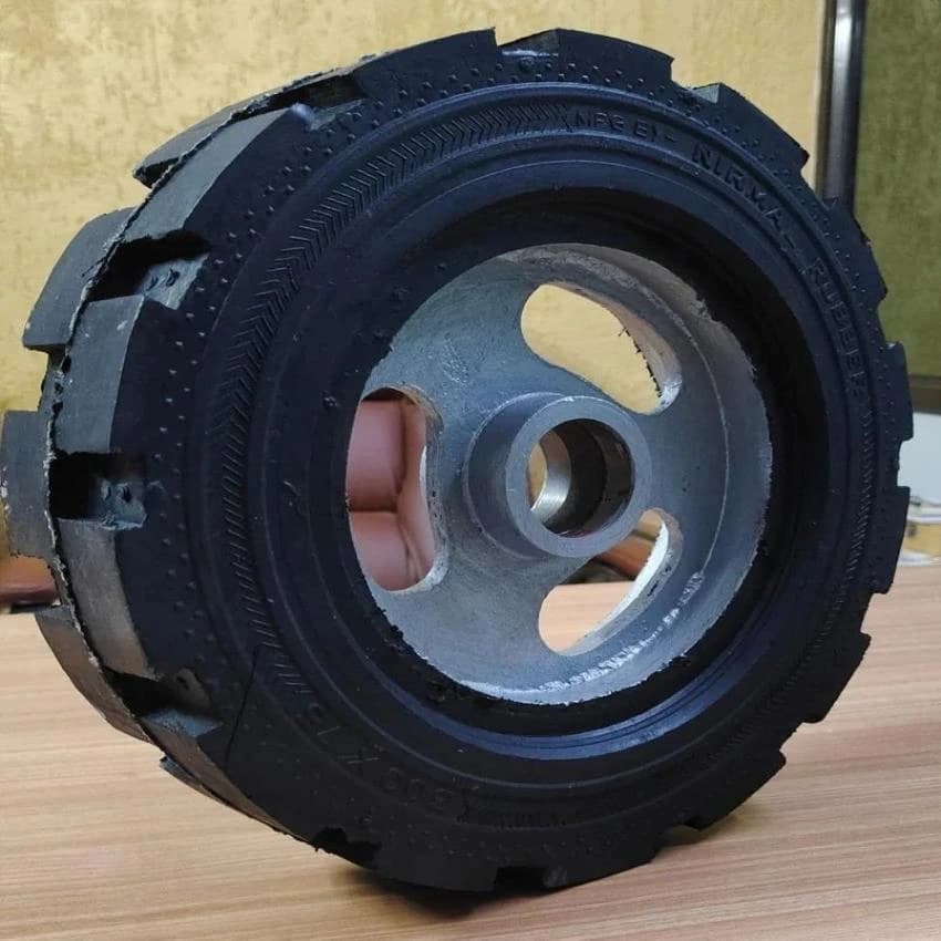 6X2 White Nylon Caster Wheel, Load Capacity: >1000kg