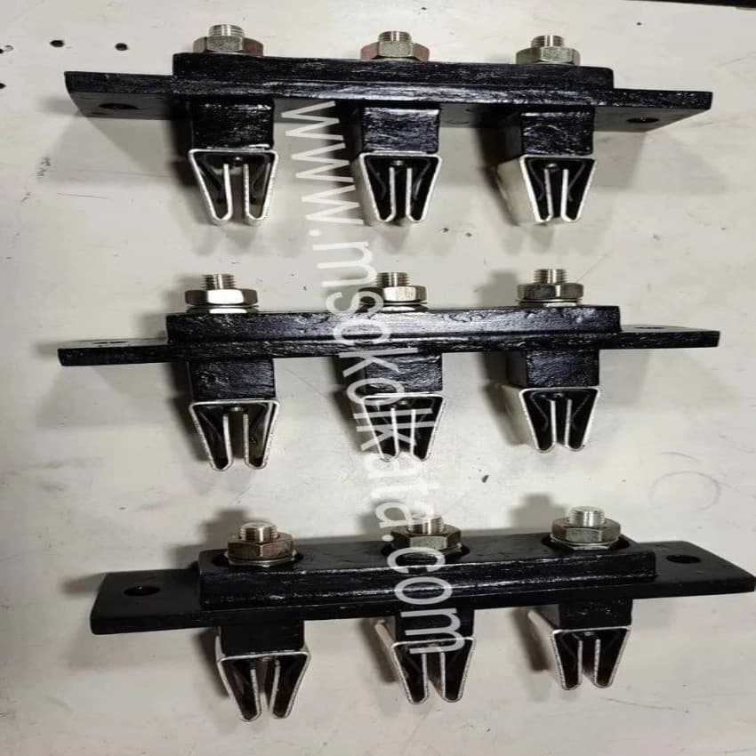 MSCKOLKATA Electric Moving contact three pole 250 amps feeder trolley, 415 V Ac, IP Rating: Ip 44