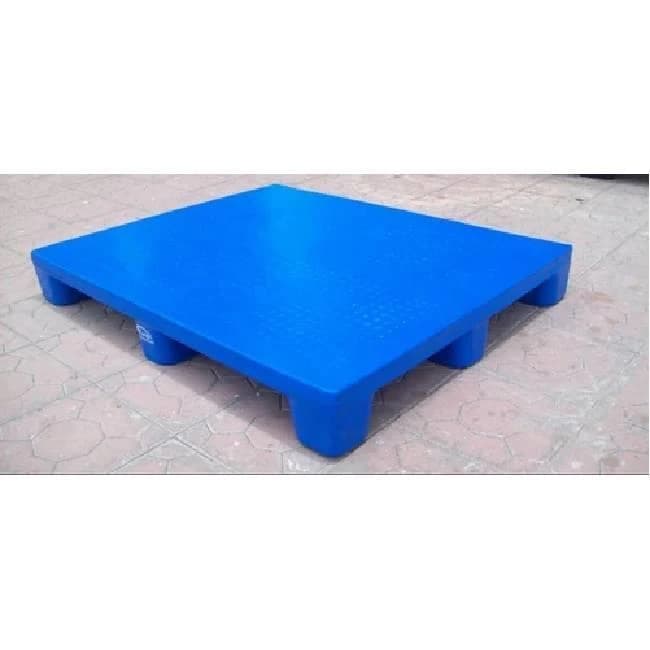 Square Plastic Pallet