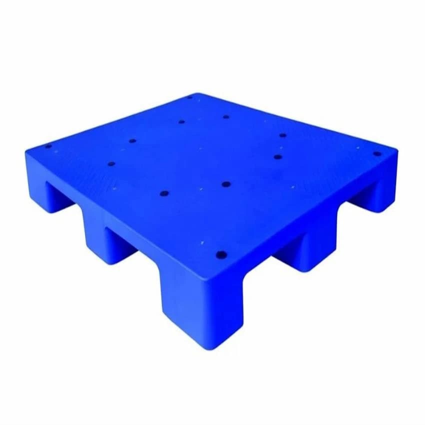 Plain Top Plastic Pallets