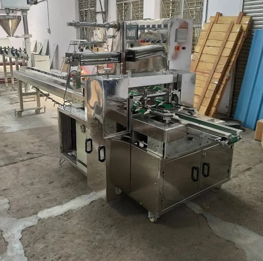 Horizontal Flow Wrap Pouch Packing Machine