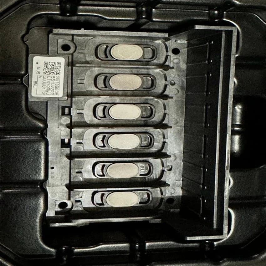 Epson Print Head L8050,L18050 Ink Drop Size: upto 5 Picolitres