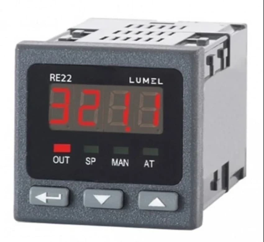 Lumel RE22 PID/On-Off Temperature Controller
