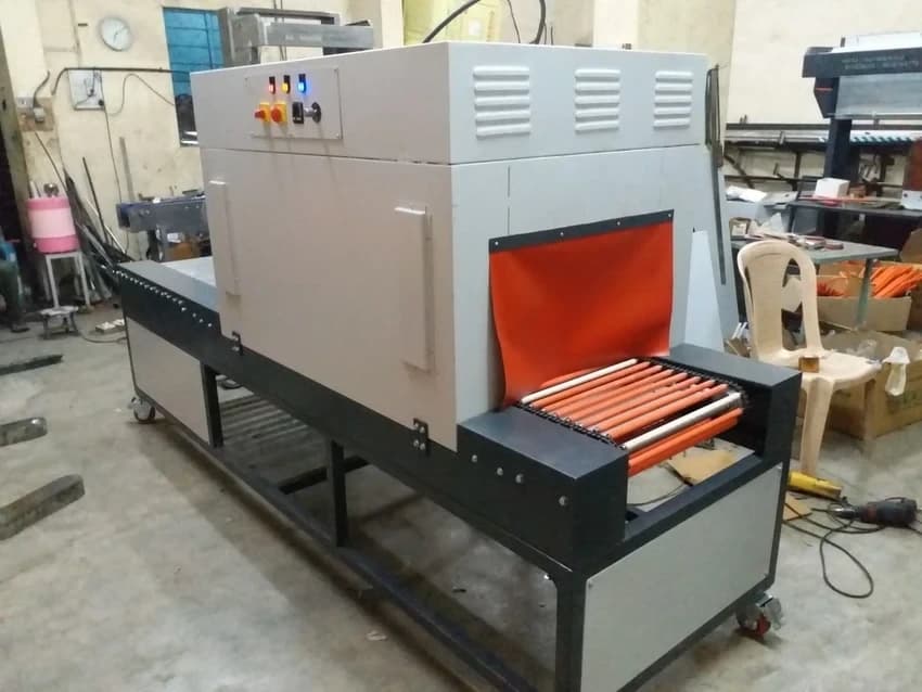 Semi Automatic L Sealer With Tunnel Shrink Packaging Machine (0-5 m/min, 300x200mm, LDPE Film Compatible, 6kW)