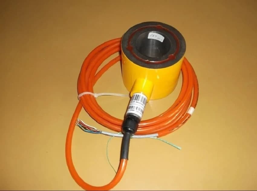 DDE 100LC Rock Bolt Load Cell, 4000 Kn