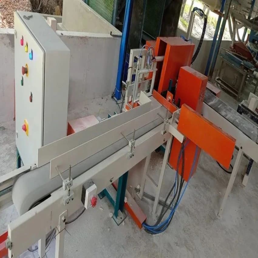 Kozhunji Semi Automated Special Purpose & Hydraulic Machines