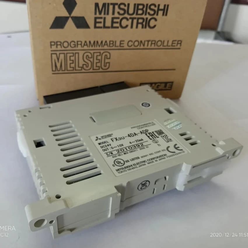 Mitsubishi FX3U-4DA-ADP PLC