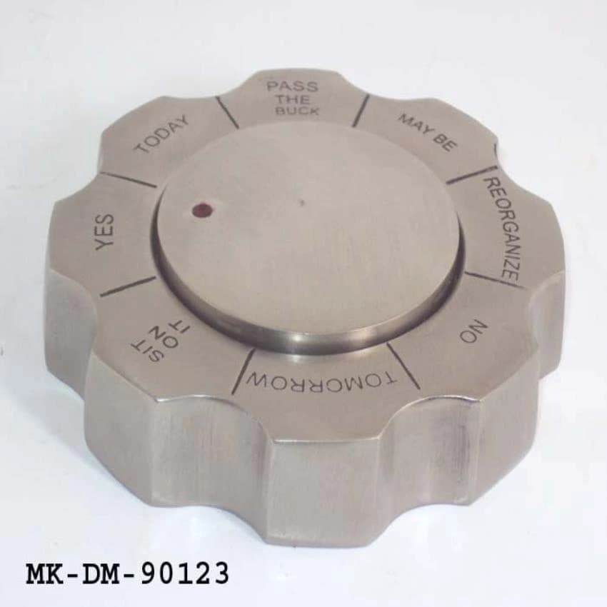 Aluminium Polish Decision Maker Paperweight, For Corporate Gifts, Size: Dia. 3.5 Inch
