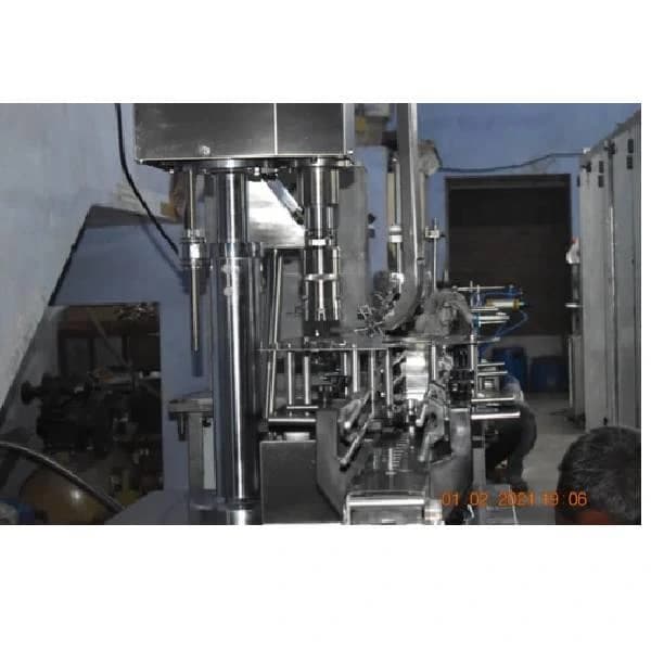 Lug Capping Machine