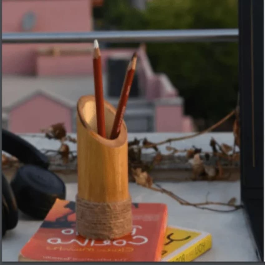 DVAI Custom-Made Bamboo Pen Stand, For Office, Size: Medium