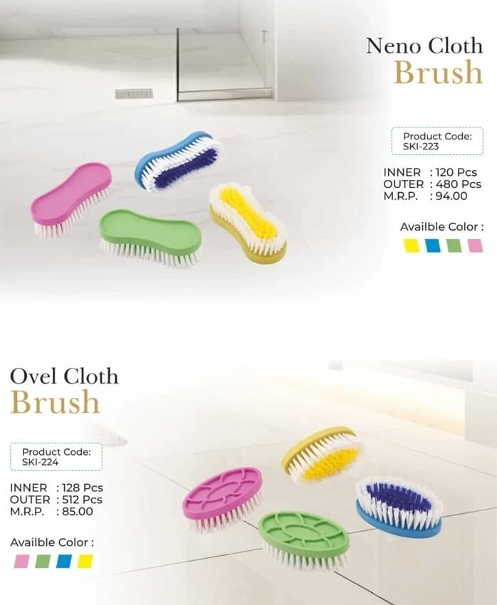 Soft Bristle Oval Cloth Washing Brush with Plastic Handle