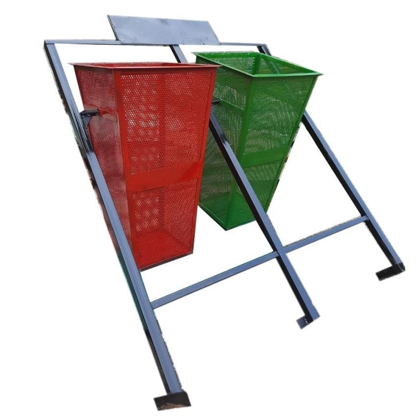 Green,Red And Black FRP Outdoor Dustbin, Capacity: 20 Liter