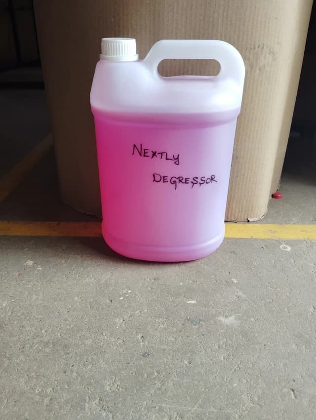 Degreasing Chemicals, For Industrial, Packaging Size: 5 Litre