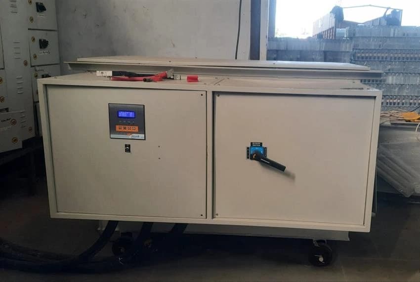 Three Phase 300kva Oil Cooled Servo Voltage Stabilizer