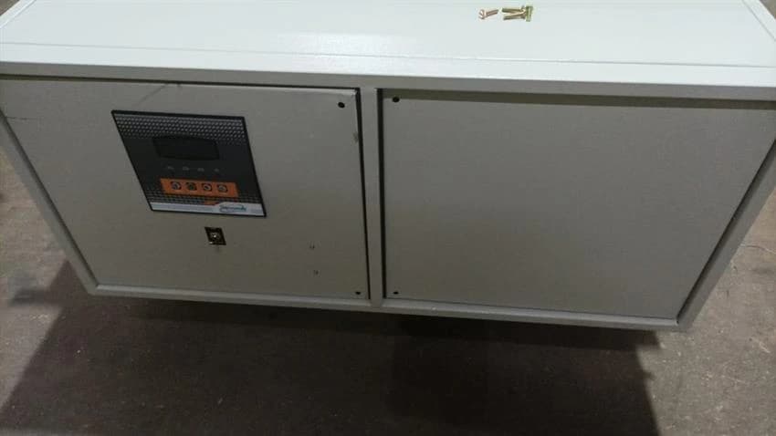 Three Phase Servo Voltage Stabilizer, For Industrial
