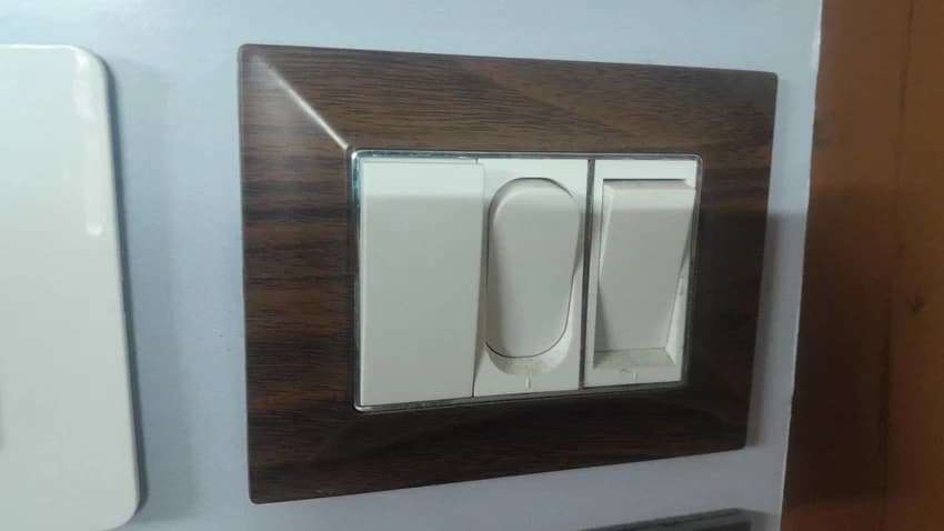 10A Kwiss Modular Switches, Number of Module: 1 Module
