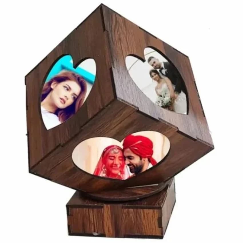 Wooden Heart Cube Photo Frame