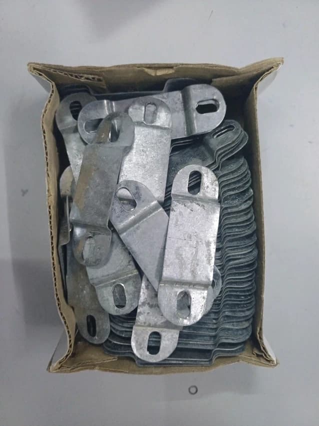 Galvanised Iron 32mm x 6mm GI Strip Saddle, Thickness: 1 mm