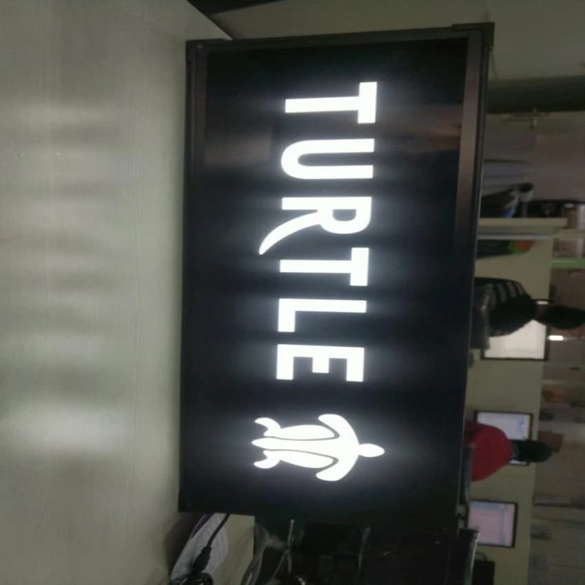 Aluminium LED Flashing Screen Light Box, Size: Standard