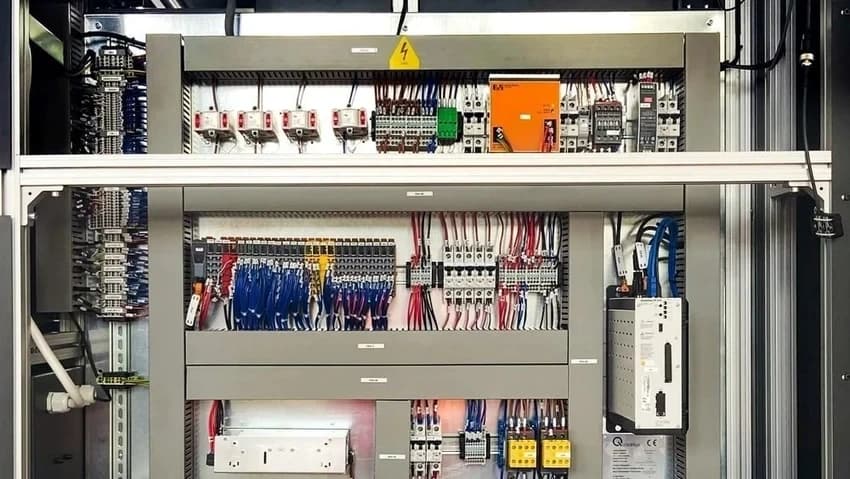 Industrial Automation PLC Control Panel with HMI - IP66