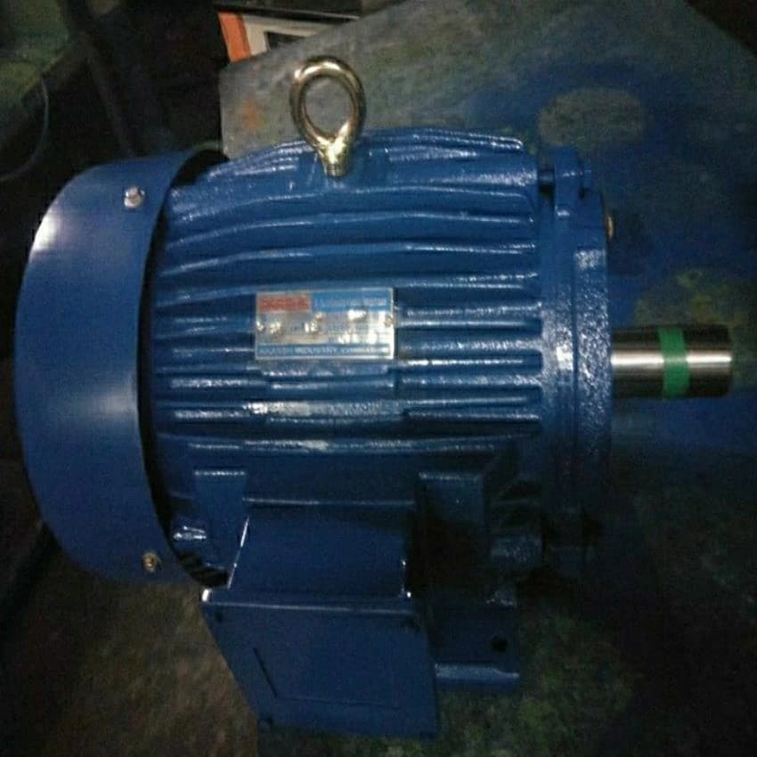 Akassh 7.5 HP 3phase induction motor, 1001-1500 RPM