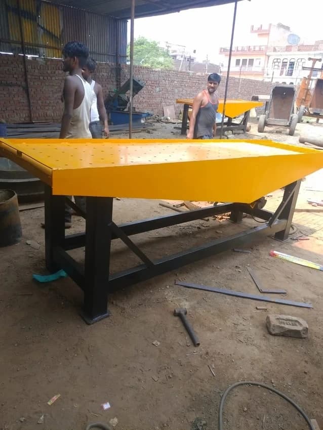 Automatic 400 Kg Electric Vibrator