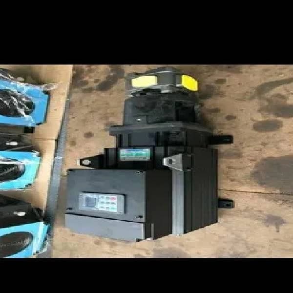 Servo Motor With Pump