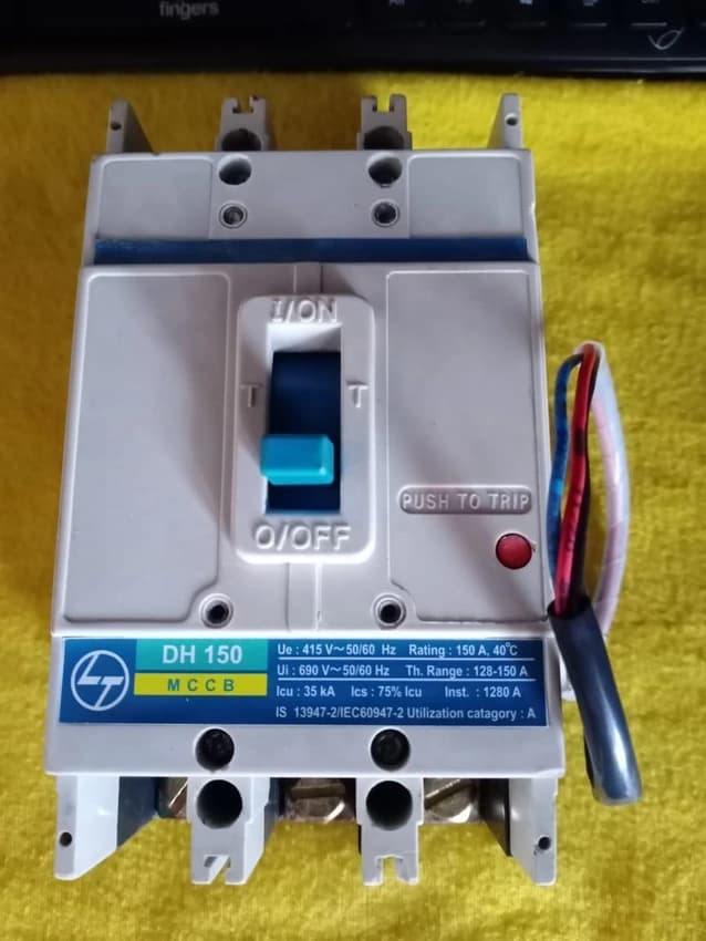 Triple Pole 150A DH150 MCCB L&T