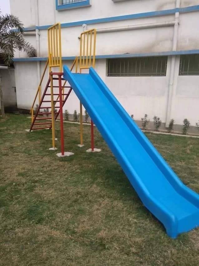 Straight FRP Single Playground Slide, Slide Length: 8 ft