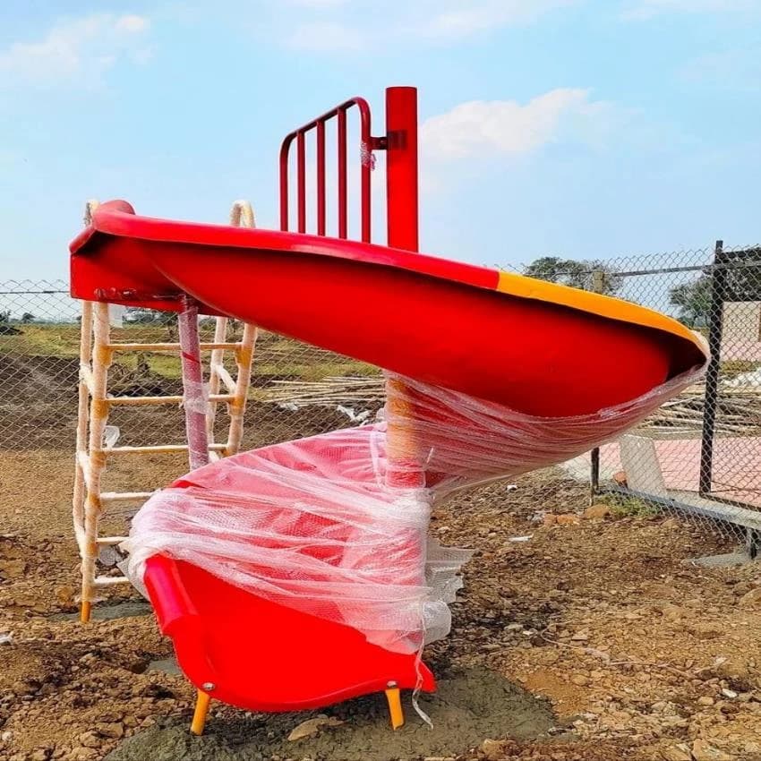 Frp Spiral Slide 1.5 Mtr