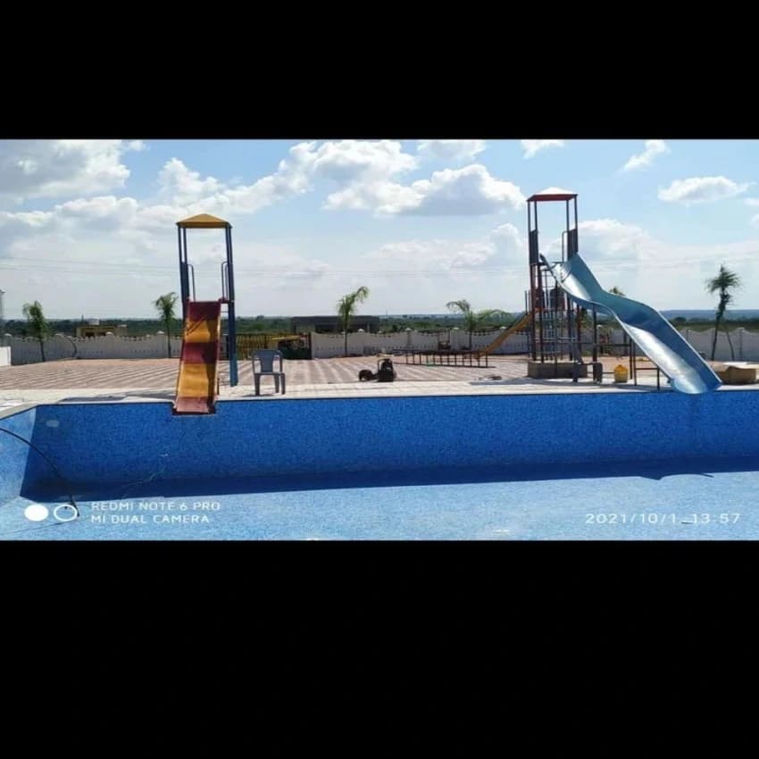 Frp Swimming Pool, 4 Ft