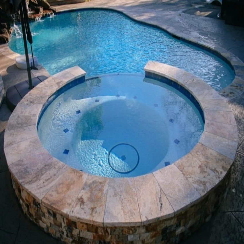 Civil oriented jacuzzi