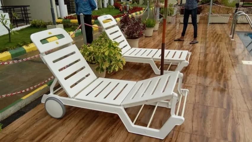 Italica 330h X 680w X 2065d Sunlounger Chair, For Pool Side