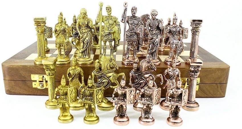 Chess Set with Brass Sculpted Pieces in Ancient Roman Style and Wooden Board Golden Era