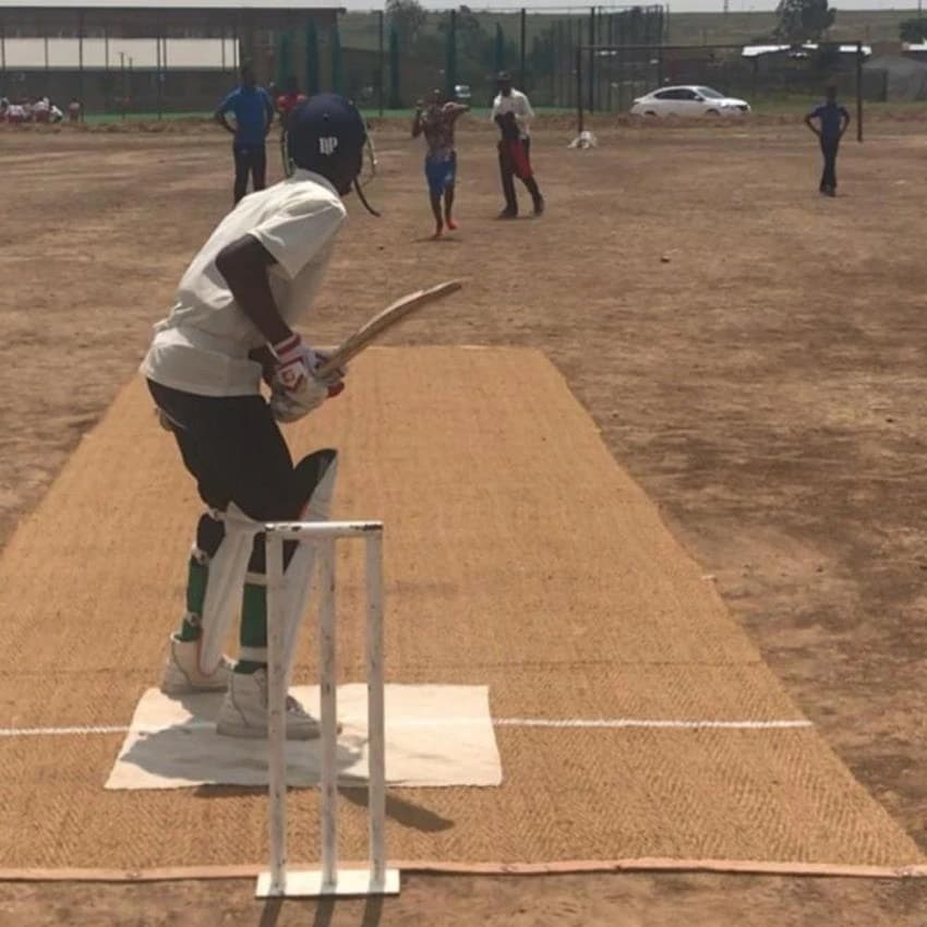 Ae Cricket Coir Mat, Size: 8""x33''
