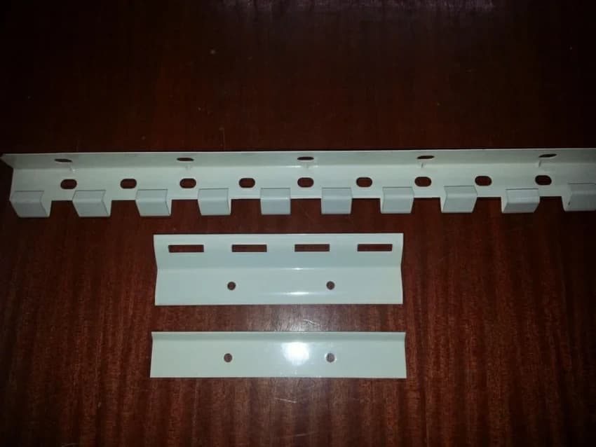 Hanging System For Curtains, Packaging Type: Box