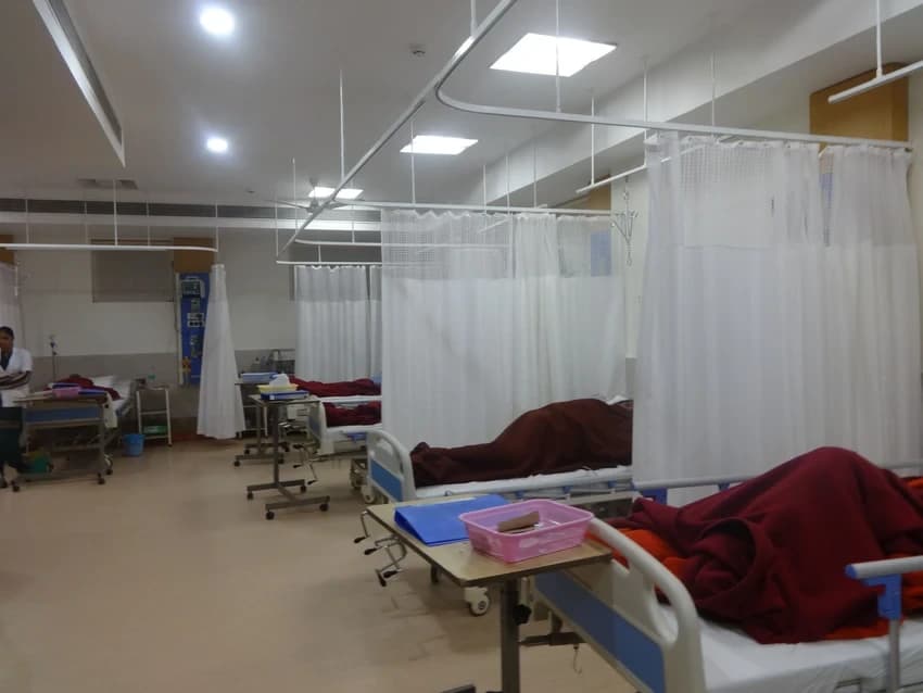 Hospital Cubicle Track System