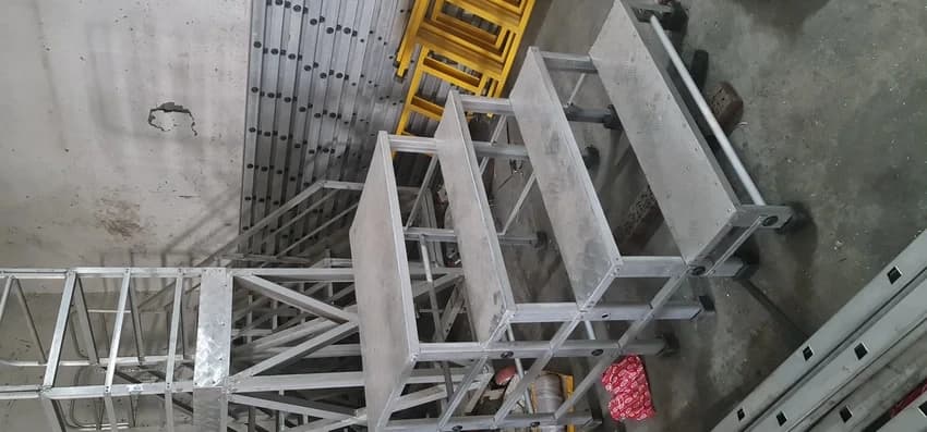 150 kg Aluminium Work Stool