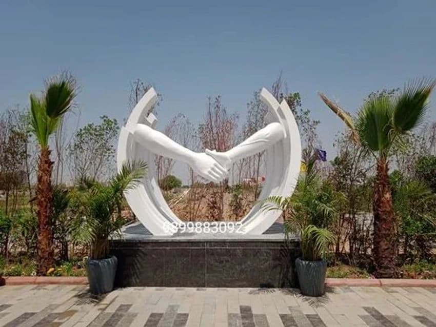 White FRP Super man, For Exterior Decor