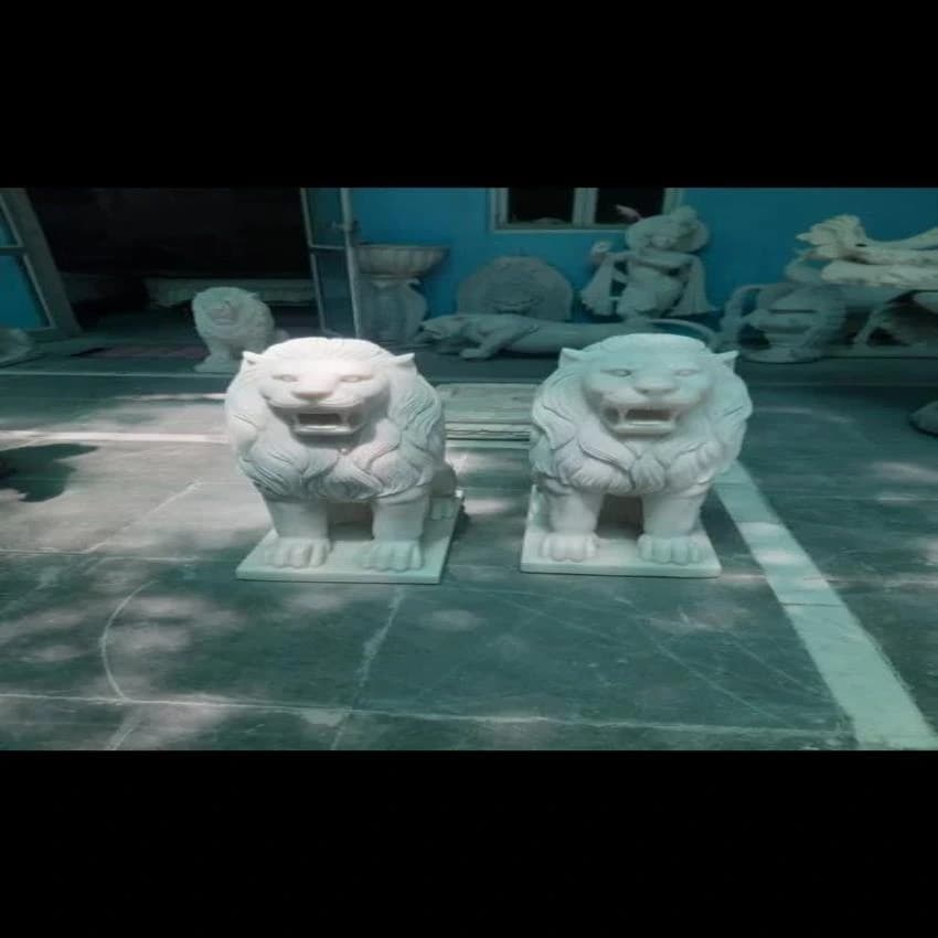 White Marble Lion Statue, For Interior Decor, Outdoor