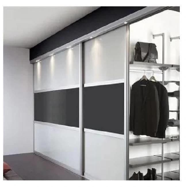 Sliding wardrobe