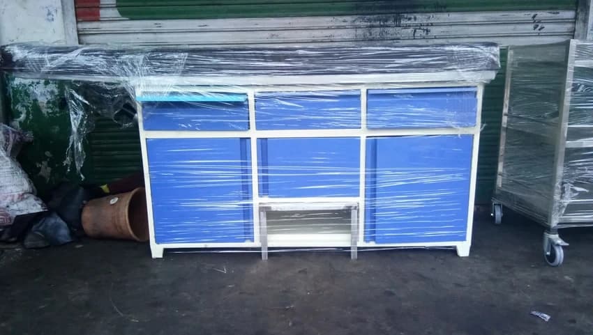 UNIK SYSTEMS Hospital Examination Table