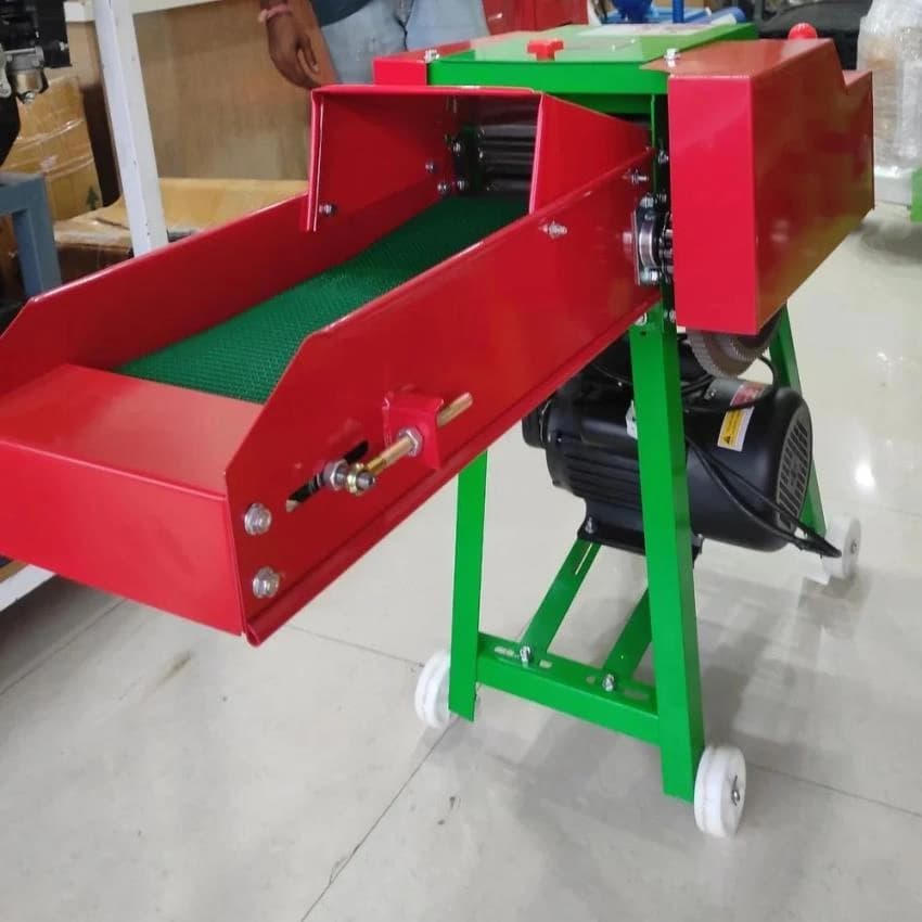 Electric Motor Straw SHIVAY 4 BLADE CHAFF CUTTER, 3 HP, 800 kg/hr