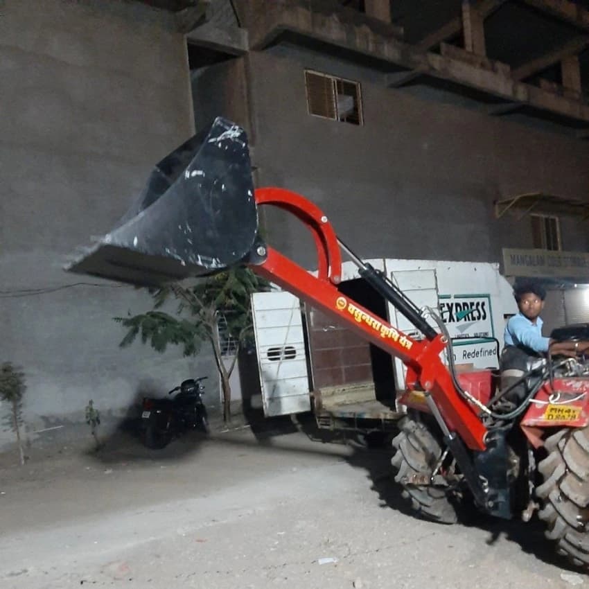 2000KG Mini Tractor Loader
