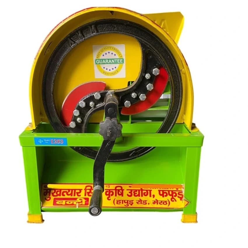 Banti Mini Tractor Operated Chaff Cutter Machine